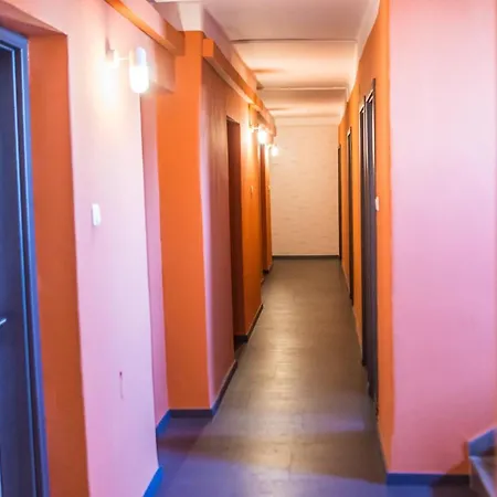 Turmfalke 24h Check In Hotel 2*