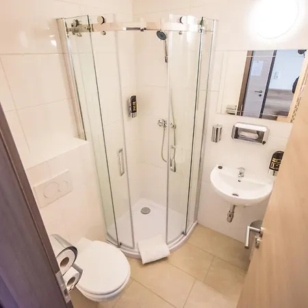 Turm 24h Self Check In By H&h Linz