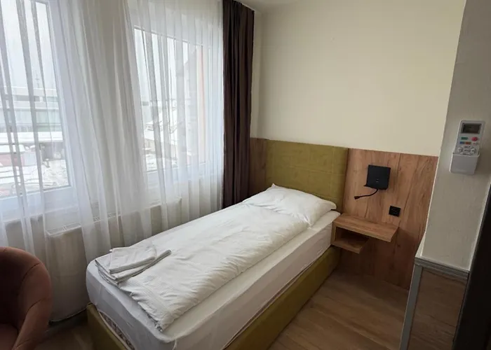 Turm 24h Self Check In By H&h ホテル リンツ