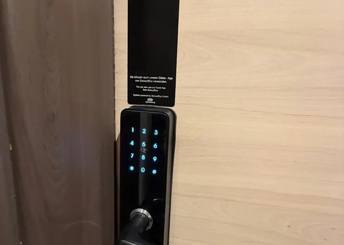 ホテル Turm 24h Self Check In By H&h リンツ