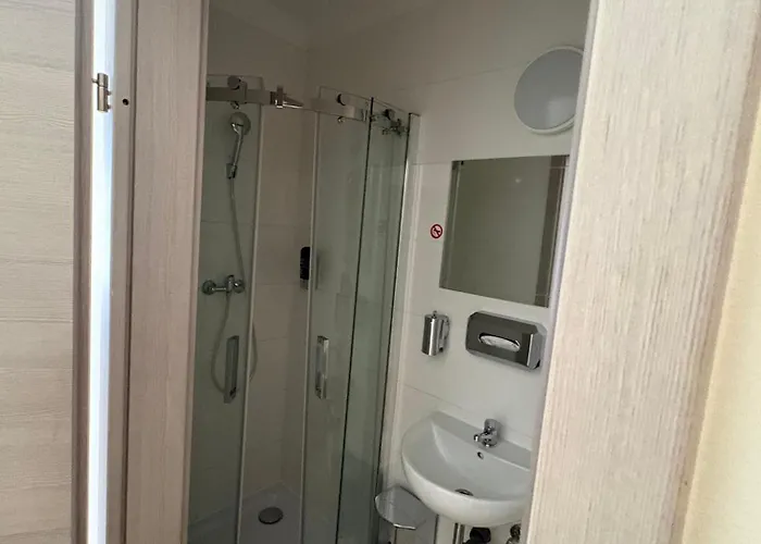 Hotel Turm 24h Self Check In By H&h