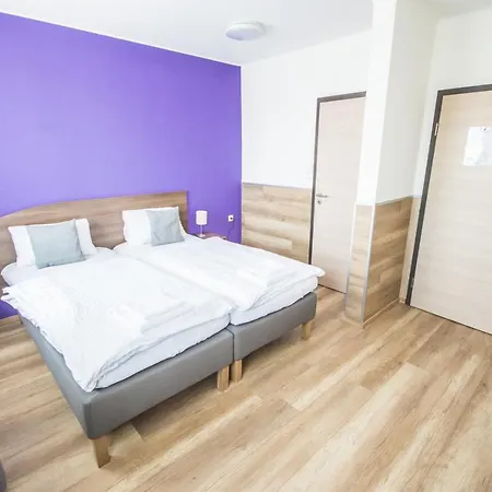 Turm 24h Self Check In By H&h Ξενοδοχείο 2*